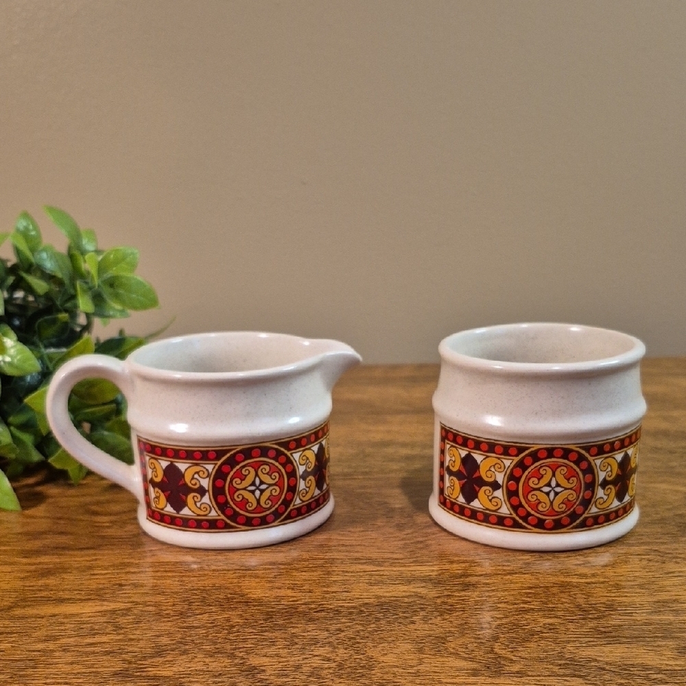 SADLER Vintage 'Celtic Rancher Border Mission' Stoneware Creamer & Open Sugar